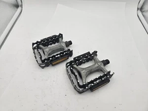 Vintage VP double bear trap pedals bearings good 9/16 thread BMX MTB ATB VP-458S - Picture 1 of 9