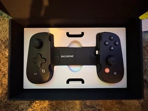Backbone Mobile Controller for iPhone w/Lightning Connector - Photo 1 sur 7