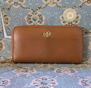 Tory Burch Robinson Zip Continental Wallet - Picture 1 of 11