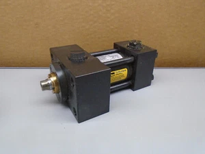 New old Stock 01.50 JJ2HLTV19A 1.000 Parker cylinder X81 - Picture 1 of 4