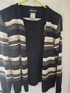 SAG HARBOR LARGE SWEATER - Picture 1 of 3