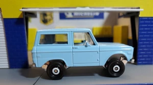 1:64 Scale 1970 Blue Ford Bronco Diecast Model Replica Car - Picture 1 of 4