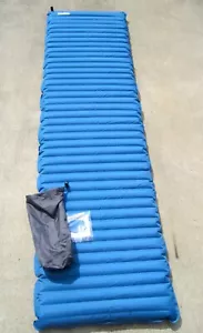 Thermarest Therm-a-Rest NeoAir Trekker Sleeping Pad 20 x 77 pollici con kit patch - Foto 1 di 3