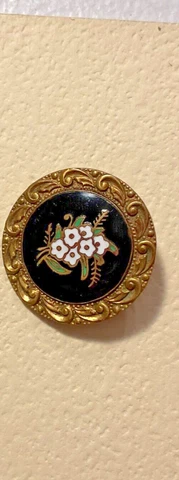 ANTIQUE METAL BUTTON WITH ENAMEL, NICE,CLEAN BUTTON Cover