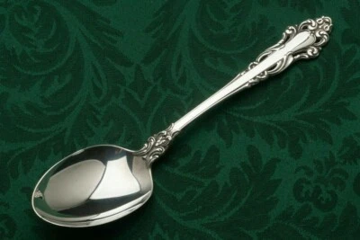 Cuchara para servir Grande Renaissance de plata de ley de Reed & Barton 8 5/8" Foto 1 de 2