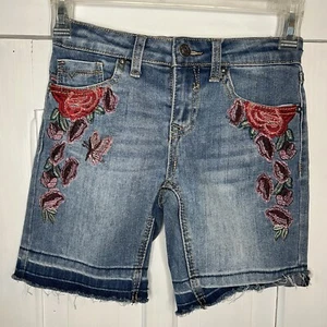 Girls Vigoss Bermuda Floral Butterfly Malibu Stretch Denim Shorts Casual Short - Picture 1 of 4