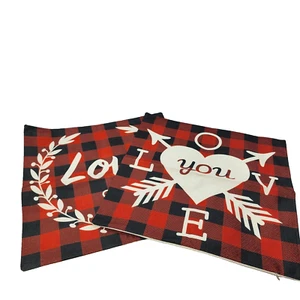 Buffalo Plaid Throw Covers 17.5" Pillow Case Farmhouse Holiday Home Décor LOVE - Picture 1 of 8