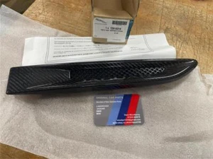 JAGUAR XF SFIATO ALA ANTERIORE DESTRA FIBRA DI CARBONIO NUOVO ORIGINALE T2H18319 - Foto 1 di 2