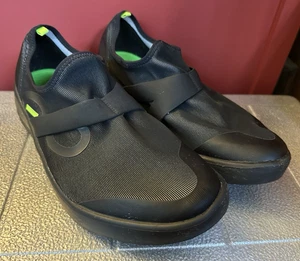 Oofos OOmg Low Recovery Shoes Mens 13 Black Slip On Comfort Sneakers Lightweight - Picture 1 of 19