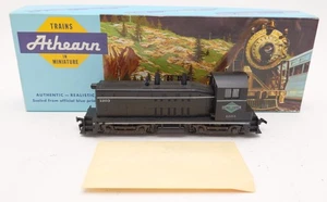 Athearn 4003 HO Scale Illinois Central SW-7 Diesel Locomotive #1203 EX/Box - Picture 1 of 5