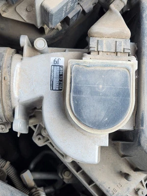 Sensor medidor de fluxo de ar em massa 1988-1995 Mazda MPV 929 MAF 197100-3440 FABRICANTE DE EQUIPAMENTO ORIGINAL 89 90 91 - Imagem 1 de 3