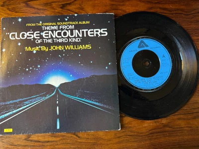 JOHN WILLIAMS - THEME FROM CLOSE ENCOUNTERS OF THE THIRD KIND - UK - 7" SINGLE - Image 1 of 2