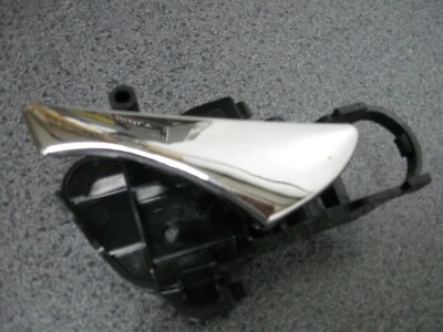 NEW GENUINE DAEWOO LEFT DOOR HANDLE FOR 99-02 NUBIRA (PN 96296168) Foto 1 de 2