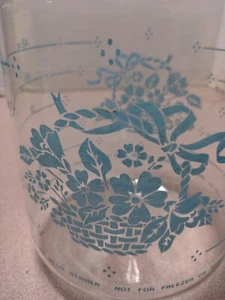 Vintage Pyrex 7520 Cornflower 2 Quart Juice Carafe Pitcher Glass NO LID - Picture 1 of 2