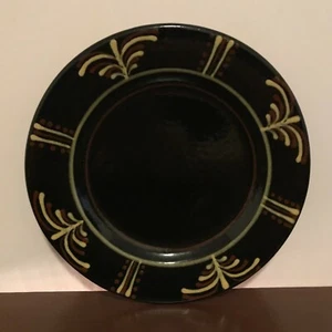 Rowe Pottery "Rothrock" BLACK Glazed Red Ware Plate Old Salem Bob Timberlake - Picture 1 of 5