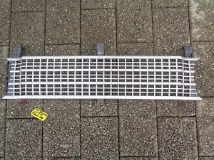 Ford Taunus P7 P7b 17M Kühlergrill Grill Frontgrill front radiator Grille Bj.70 - Picture 1 of 1