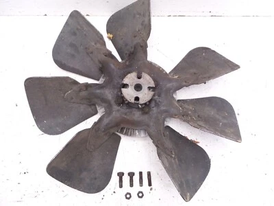 Ventilador de refrigeración del radiador Chevrolet Camaro 78-81 7 aspas embrague de 18" para aire acondicionado GM 476332 Foto 1 de 4