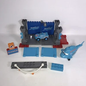 Piezas de repuesto de helicóptero McQueen para escenario de helicóptero Disney Pixar Cars Mega Bloks Dinoco - Imagen 1 de 4