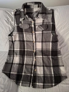 Women’s Medium Black White And Gray Flannel Button Up Vest - Picture 1 of 9