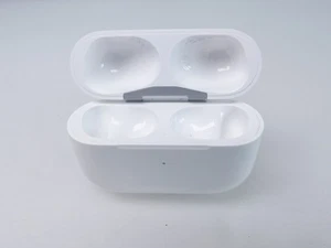Apple AirPods Pro 2. Etui ładujące Generation A2968 Ligthning PUSTE USB-C #24a - Zdjęcie 1 z 4