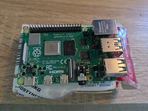 Raspberry Pi 4 Model B 4GB RAM - Photo 1/6