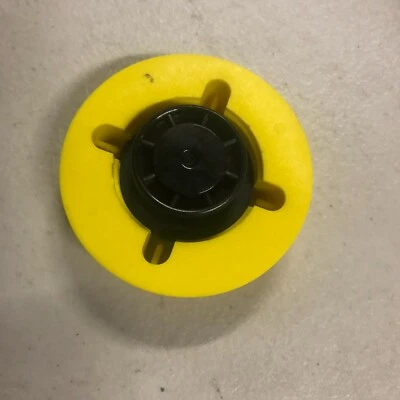 VOE1542591	VOE1674083 WATER TANK CAP FITS VOLVO EC210B EC240B EC360B - Image 1 of 2