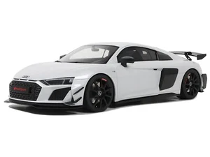 AUDI R8 V10 GT RWD SILVER 1/18 MODEL CAR BY GT SPIRIT GT461 - Picture 1 of 6