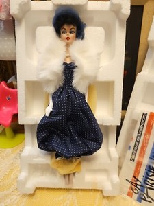 1991 - GAY PARISIENNE PORCELAIN BARBIE - 9973 - 074299099731 - RFB