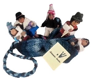 Artesania Sorata Folk Art Dolls Handmade Bolivian Alpaca Dyed Fiber Pouch HTF - Picture 1 of 16