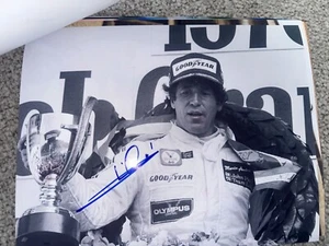Foto 8x10 firmada por Mario Andretti Coches de Fórmula Uno PROPIETARIO DE CARRERAS MUSTANG PATIO D - Imagen 1 de 1