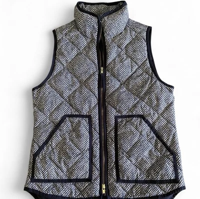 J.Crew Black & White Herringbone Quilted Zip Sleeveless Vest Womens Size XS EUC - Image 1 of 4