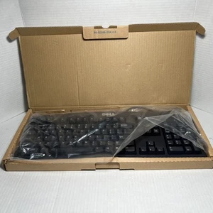 Genuine Dell KeyboardModel SK-8110 With Purple Plug Wired With Box - Picture 1 of 9