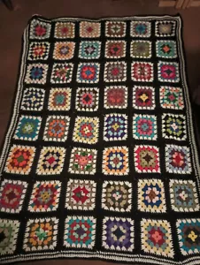 NEW HAND MADE BLACK Multi-Color GRANNY SQUARES AFGHAN (lot#141) - Picture 1 of 2