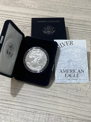 1997 One Ounce .999 American Silver Eagle Dollar Proof Coin Mint with Box - Image 1 of 4