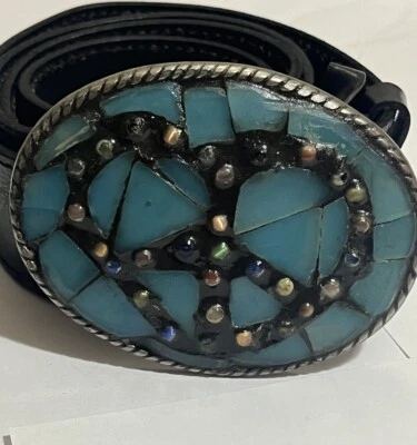 Cinturón Hebilla Corazón Signo Paz Betsey Johnson Cuero Cinturón Y2K Años 70 Inspirado Foto 1 de 4