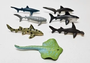 Safari Ltd Shark Lot of 7 Plastic Toy Sea Animals - Picture 1 of 16