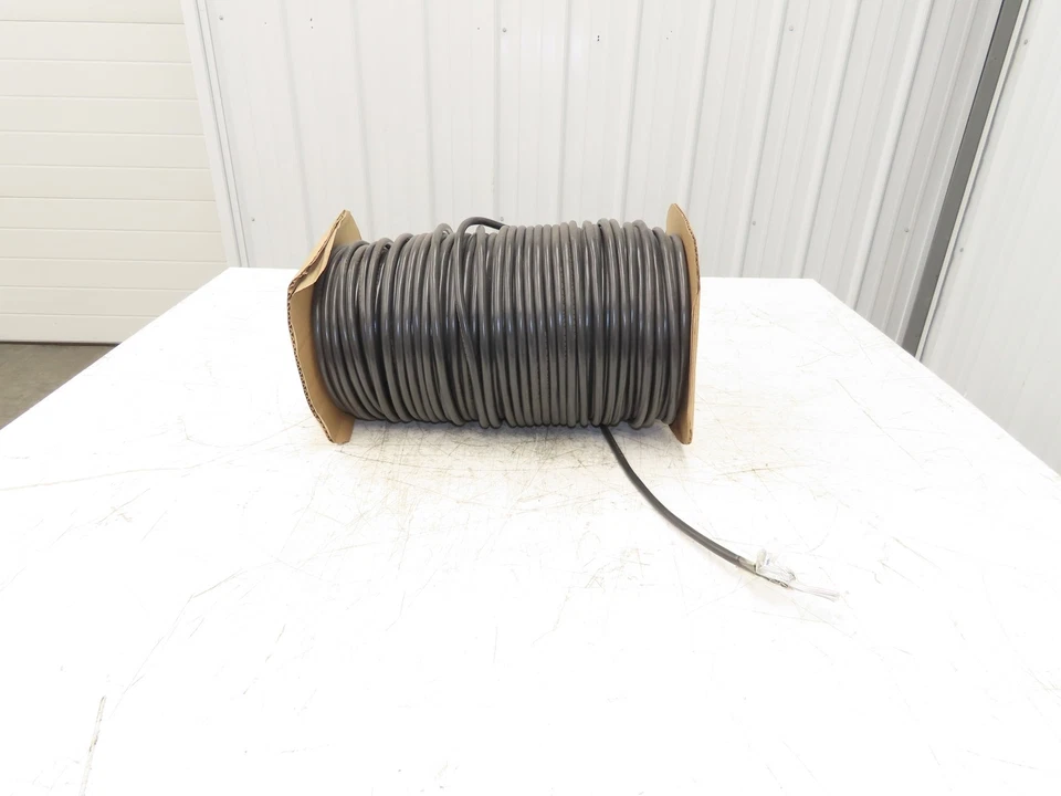 3M 3659/25SF Wire Spool 28AWG 300' 25 Conductor Flat Ribbon Cable 黑色 — 第 1/4 张图片