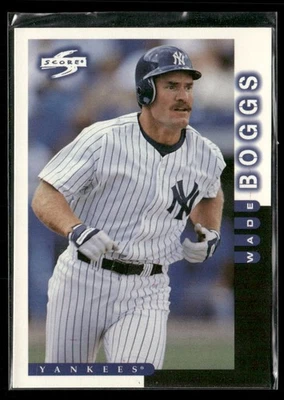 1998 Score - Wade Boggs #221 - Image 1 of 2