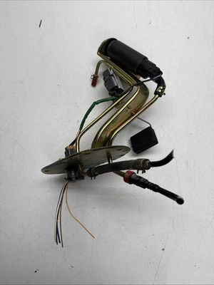 2003-2004 TOYOTA TUNDRA  FUEL PUMP ASSEMBLY OEM - Изображение 1 из 4