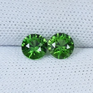0.75 ct GFCO" LUSTROUS VIVID GREEN NATURAL CHROME TOURMALINE - 4.5 mm Round Pair - Picture 1 of 4