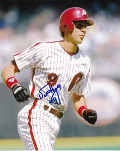 VON HAYES PHILADELPHIA PHILLIES ACTION SIGNED 8x10 - Picture 1 of 1
