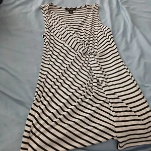 White House Black Market M Sleeveless Top STRIPED. BLACK AND WHITE  - Picture 1 of 10