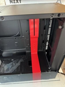 NZXT H510i Red/Black Open Box PC Case (CASE ONLY) - Afbeelding 1 van 12