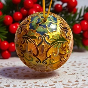 Cloisonné Christmas Round Ornament Gold Tone Multi Color Vintage - Picture 1 of 8