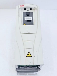 ABB ACS550-01-03A3-4 WALL MOUNTED INVERTER DRIVE 3.3A 380V IP21 - Picture 1 of 10