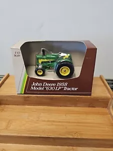 VINTAGE 1992 JOHN DEERE 1958 MODEL "630 LP" TRACTOR DIE CAST TOY 1/43 SCALE - Picture 1 of 5