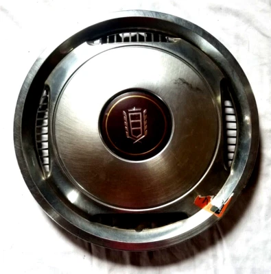 *UNO* 1983-86 Tapacubos cromados Ford Crown Victoria 15,5 pulgadas con montaje de 13,5 Foto 1 de 4