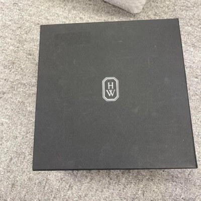 Harry Winston caja reloj caja usada caja vacía Foto 1 de 4