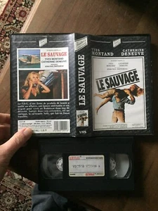 CASSETTE VIDEO VHS CINEMA LE SAUVAGE yves montand catherine deneuve - Photo 1/1