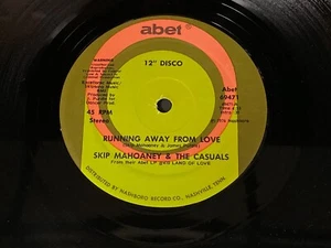 Skip Mahoaney & The Casuals: Running Away From Love / And It's Love 12" - Soul - Imagen 1 de 2